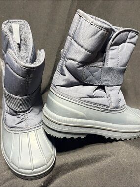 The Children’s Place Snow Boots Size 10 Gray Faux Fur Winter Boots